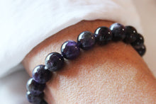 Charger l'image dans la galerie, Bracelet Amethyste Serenite equilibre Spirituel porter