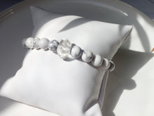 Charger l'image dans la galerie, Bracelet Howlite et Cristal de Roche - Lithothérapie, Calme et Harmonie Mademoiselle moana