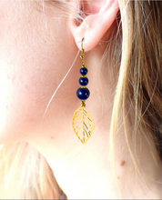 Charger l'image dans la galerie, Boucles d'oreilles Or Zoé LAPIS LAZULI - Communication / Amitié
