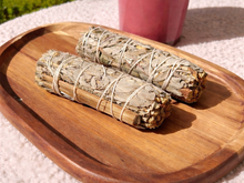 Charger l'image dans la galerie, Sauge Blanche de Purification avec Palo Santo – Rituel de Reconnexion
