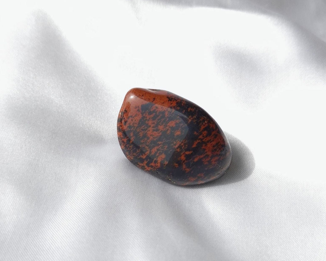 Pierre roulée en obsidienne acajou naturelle de 2 à 3 cm – pierre d’ancrage, de protection et de renforcement émotionnel, liée au chakra racine