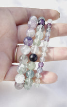 Charger et lire la vidéo dans la visionneuse de la Galerie, video Bracelet Fluorite – Clarté Équilibre Émotionnel
