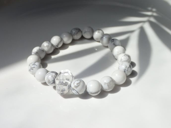 Bracelet Howlite et Cristal de Roche - Lithothérapie, Calme et Harmonie