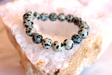 Charger l'image dans la galerie, Bracelet Jaspe Dalmatien – Joie Protection
