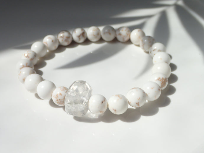 Bracelet Magnésite et Cristal de Roche - Lithothérapie, Apaisement et Harmonie