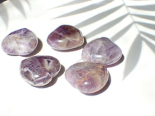 Charger l&#39;image dans la galerie, Cœur en Améthyste – Sérénité, Intuition et Équilibre Émotionnel
